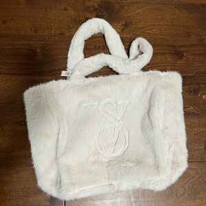 Victoria’s Secret tote